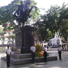 UNES rinde honores a Bolívar y Chávez por 7mo aniversario