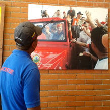 Inauguran exposición fotográfica “Hugo Chávez” en la UNES Portuguesa