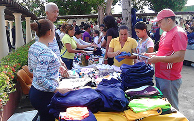 Unesistas del estado Bolívar fueron beneficiados con Feria Escolar Bolivariana